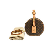 Louis Vuitton Boîte Chapeau Petite Monogram
